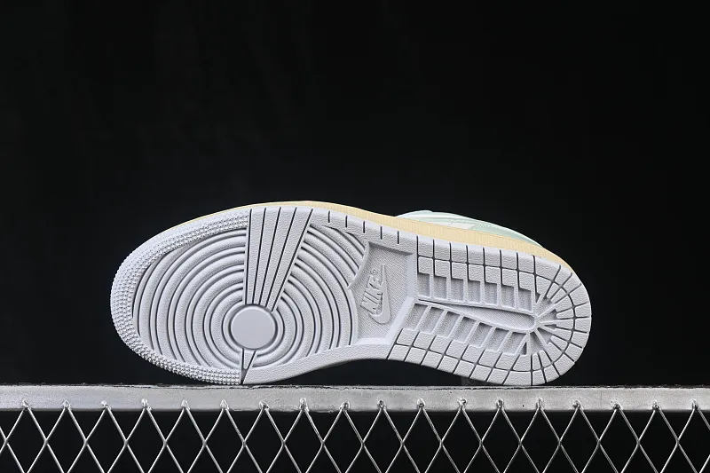 All categories Air Jordan Jordan series basketball shoes Air Jordan 1 Low Air Jordan 1 Low AJ1 Joe 1 light blue color matching low-top cultural casual sneakers DC0774-108